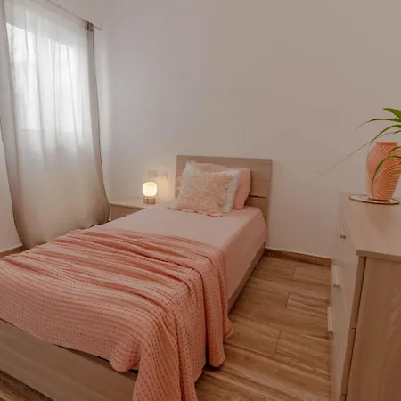 Brand New In Marsalforn Daire